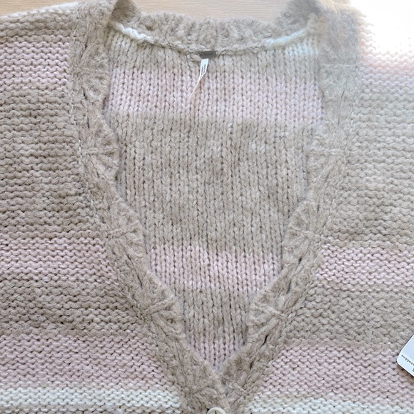 Free People NWT Size XS Cardigan Sweater - Picture 9 of 10